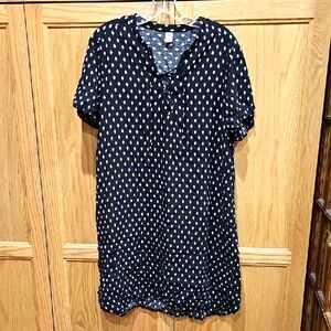 Old Navy Women's L Black Dress With White Designs